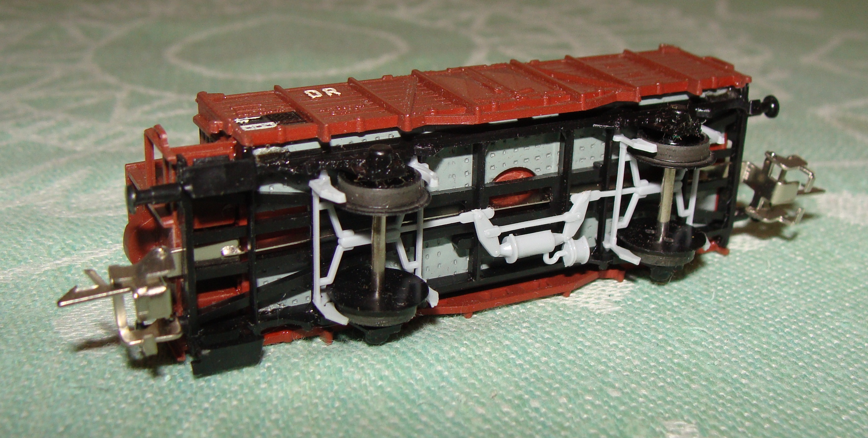 Модель полувагона Omu с тормозной площадкой