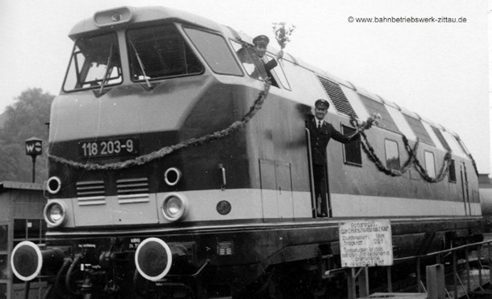 Тепловоз V180  с экспериментальной кабиной