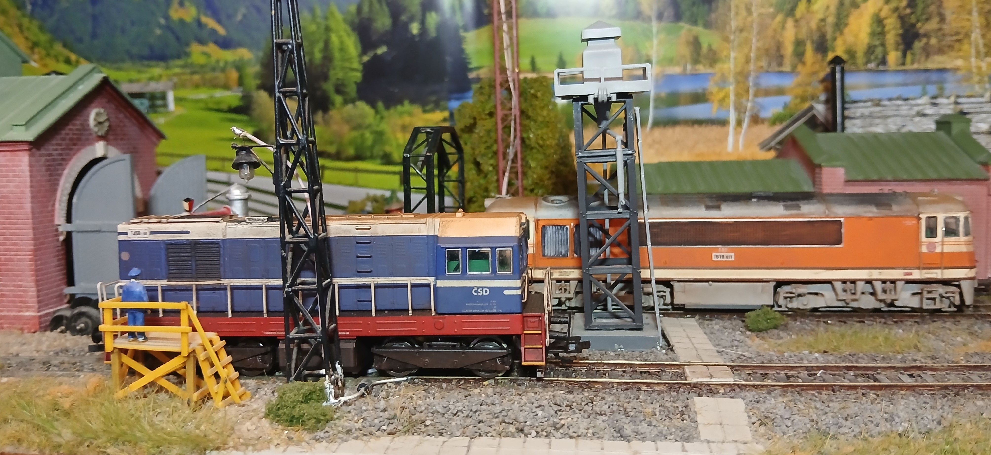 Состаренные модели паровозов С.Н. Бородина на диораме Депо Н.Н. Гундорова